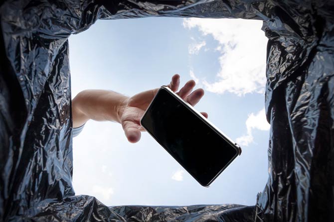 Abgabe von alten Smartphones