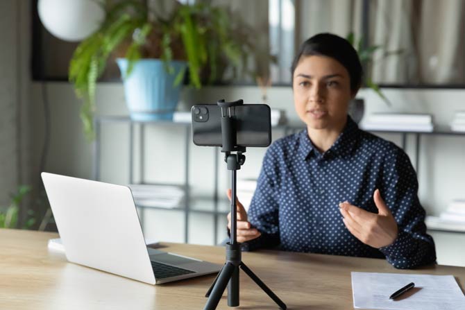 Altes Smartphone als Webcam verwenden